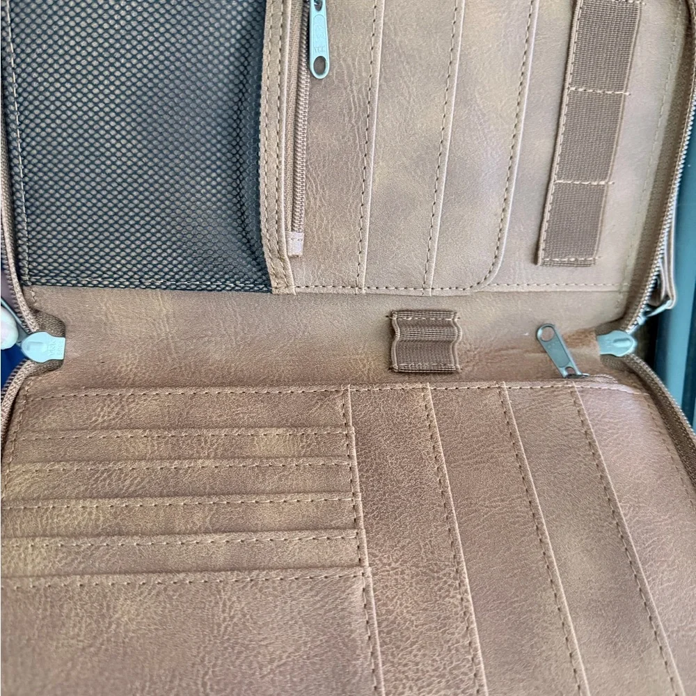 Tan Leather Passport Holder - Picture 3 of 3
